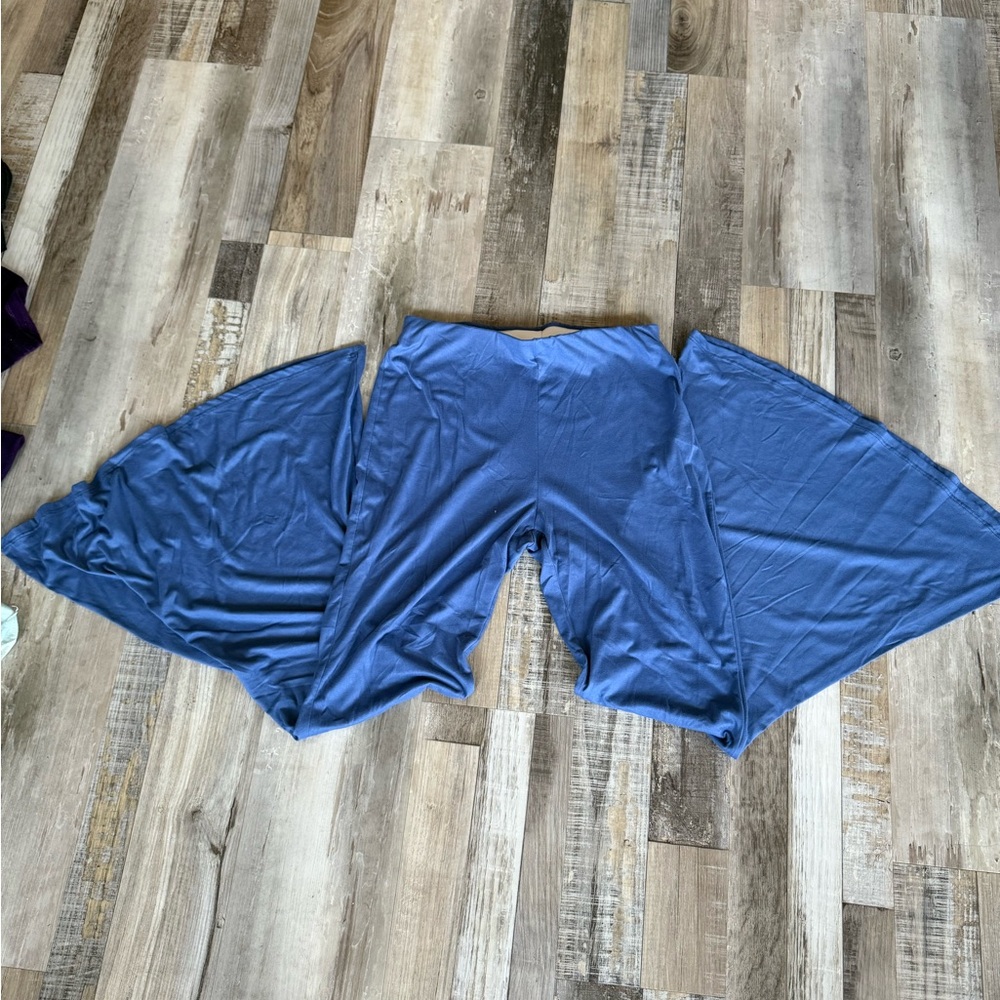Blue women’s flare leggings pants